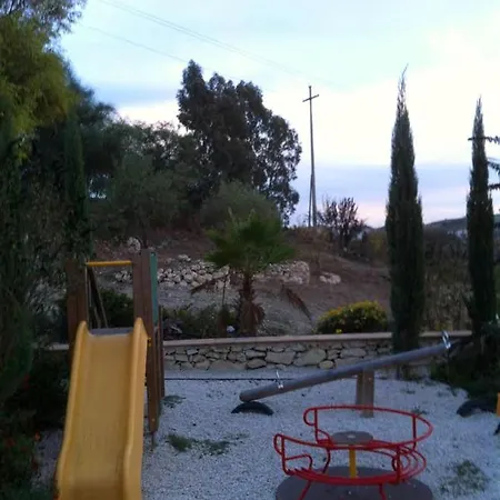 Spacious With Private Pool And Stunning Views Bompensiere