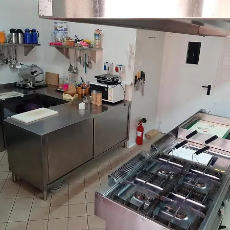Spacious With Private Pool And Stunning Views