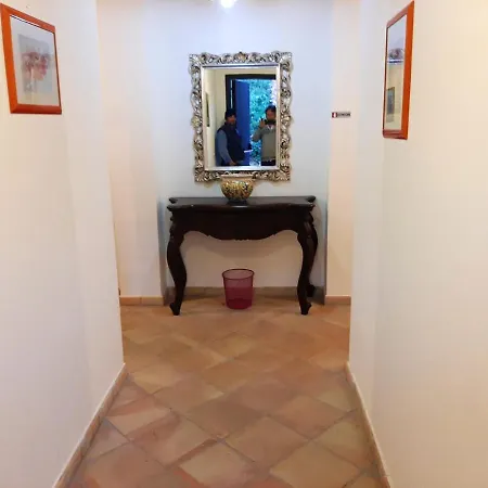 Spacious With Private Pool And Stunning Views Bompensiere