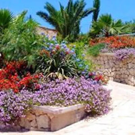 Spacious With Private Pool And Stunning Views Βίλα