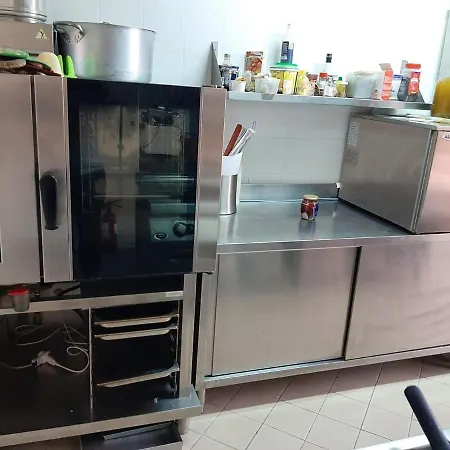 Spacious With Private Pool And Stunning Views * Bompensiere