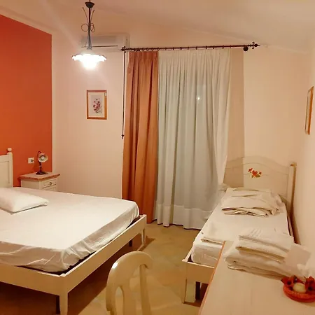 Spacious With Private Pool And Stunning Views Βίλα *